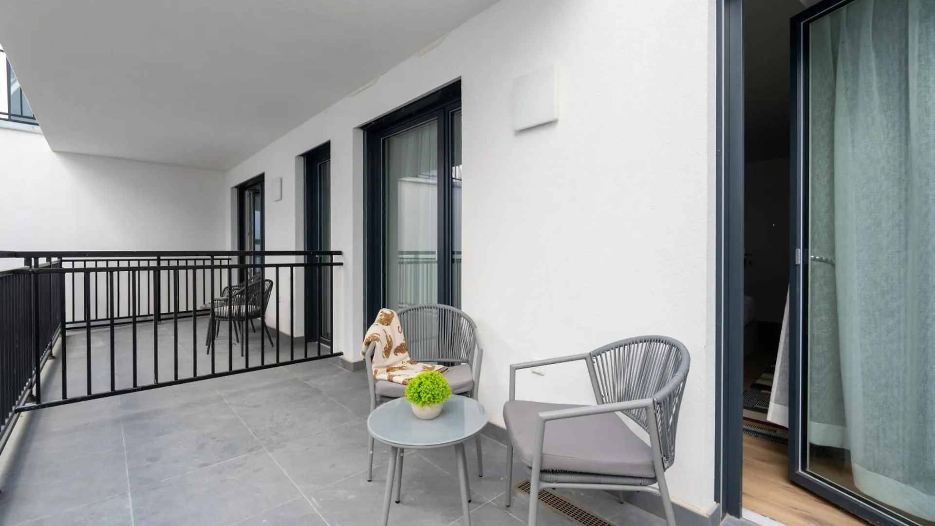 Sky Balcony Nook By Hm Apartment Vienna