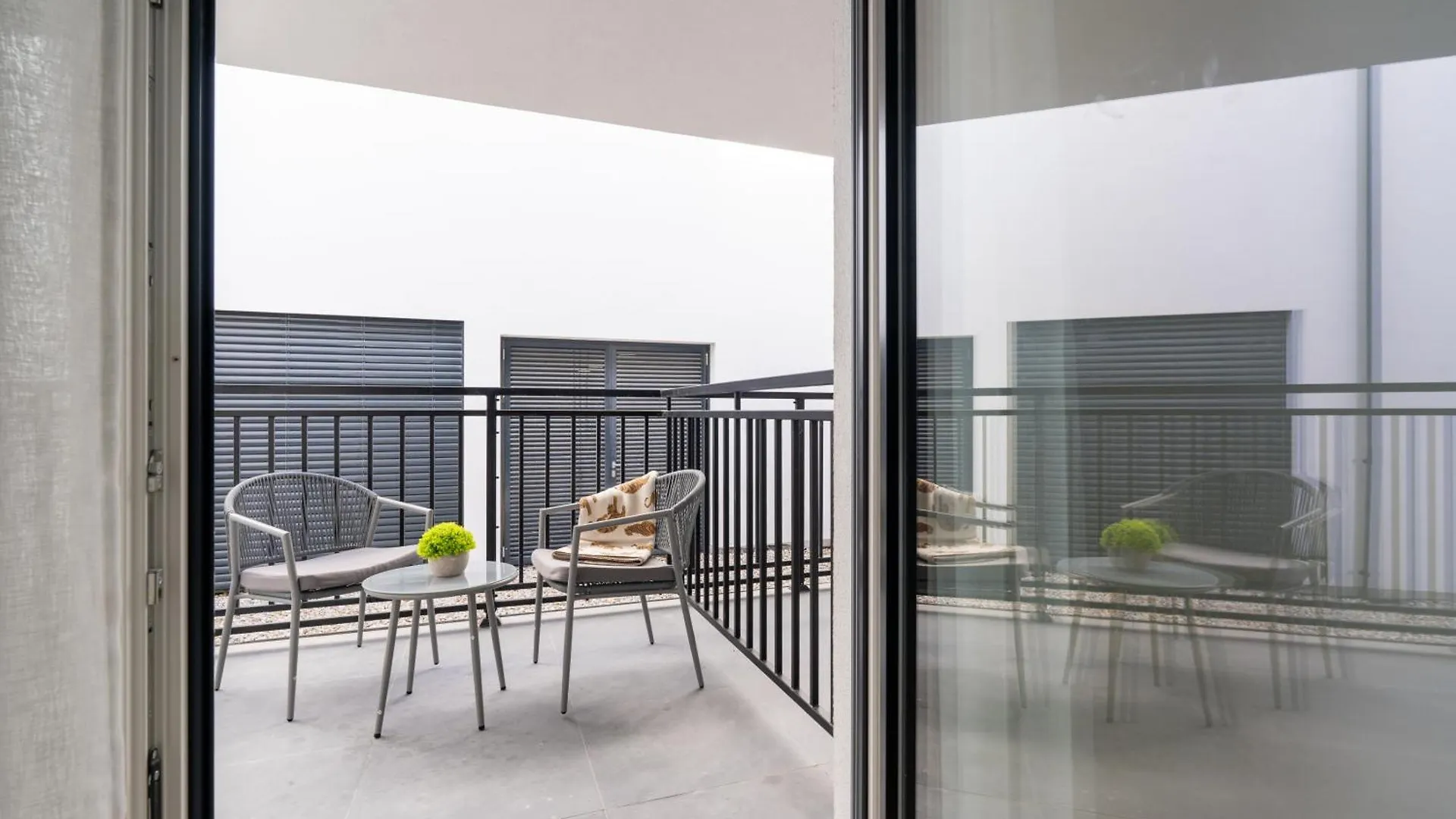 Sky Balcony Nook By Hm Apartment Vienna