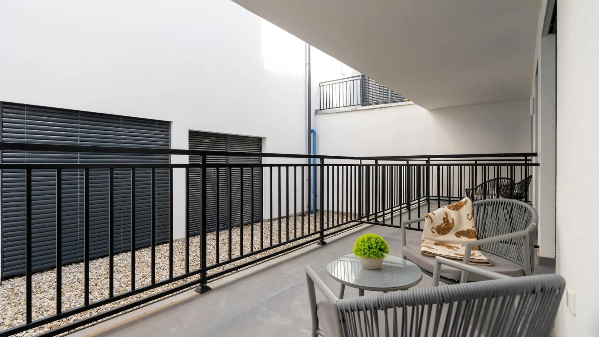 Sky Balcony Nook By Hm Apartment Vienna Austria